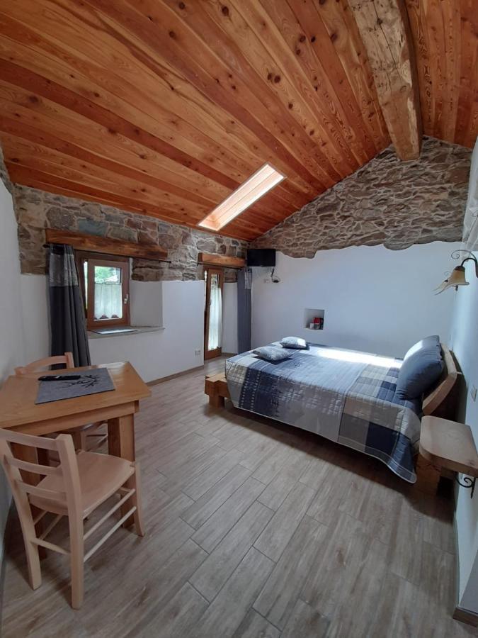 Bed and Breakfast Bed & Breakfast La Crotta Pont-Saint-Martin Exterior foto