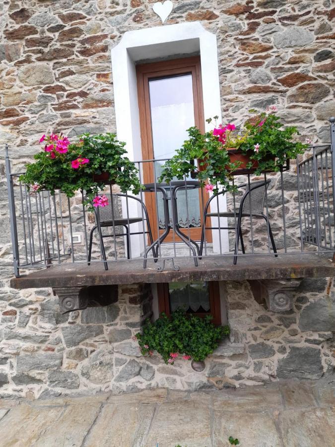 Bed and Breakfast Bed & Breakfast La Crotta Pont-Saint-Martin Exterior foto