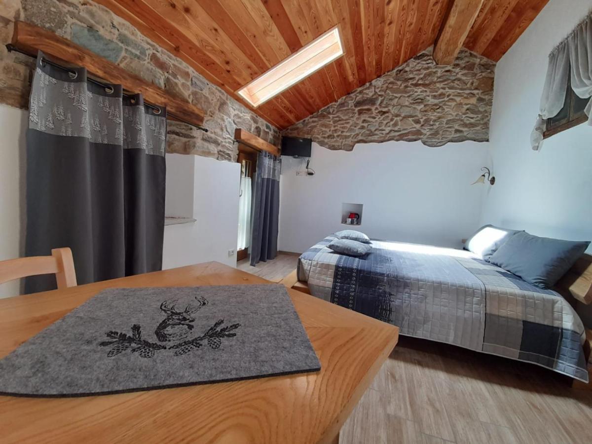 Bed and Breakfast Bed & Breakfast La Crotta Pont-Saint-Martin Exterior foto